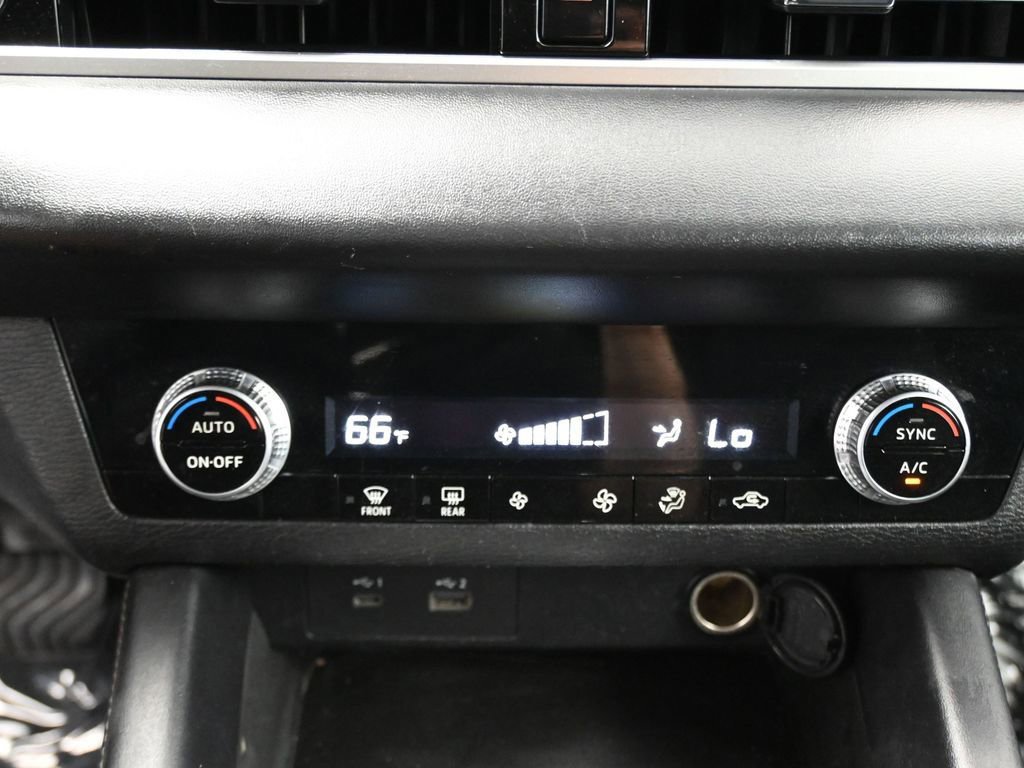 Used 2022 Mitsubishi Outlander ES image 10