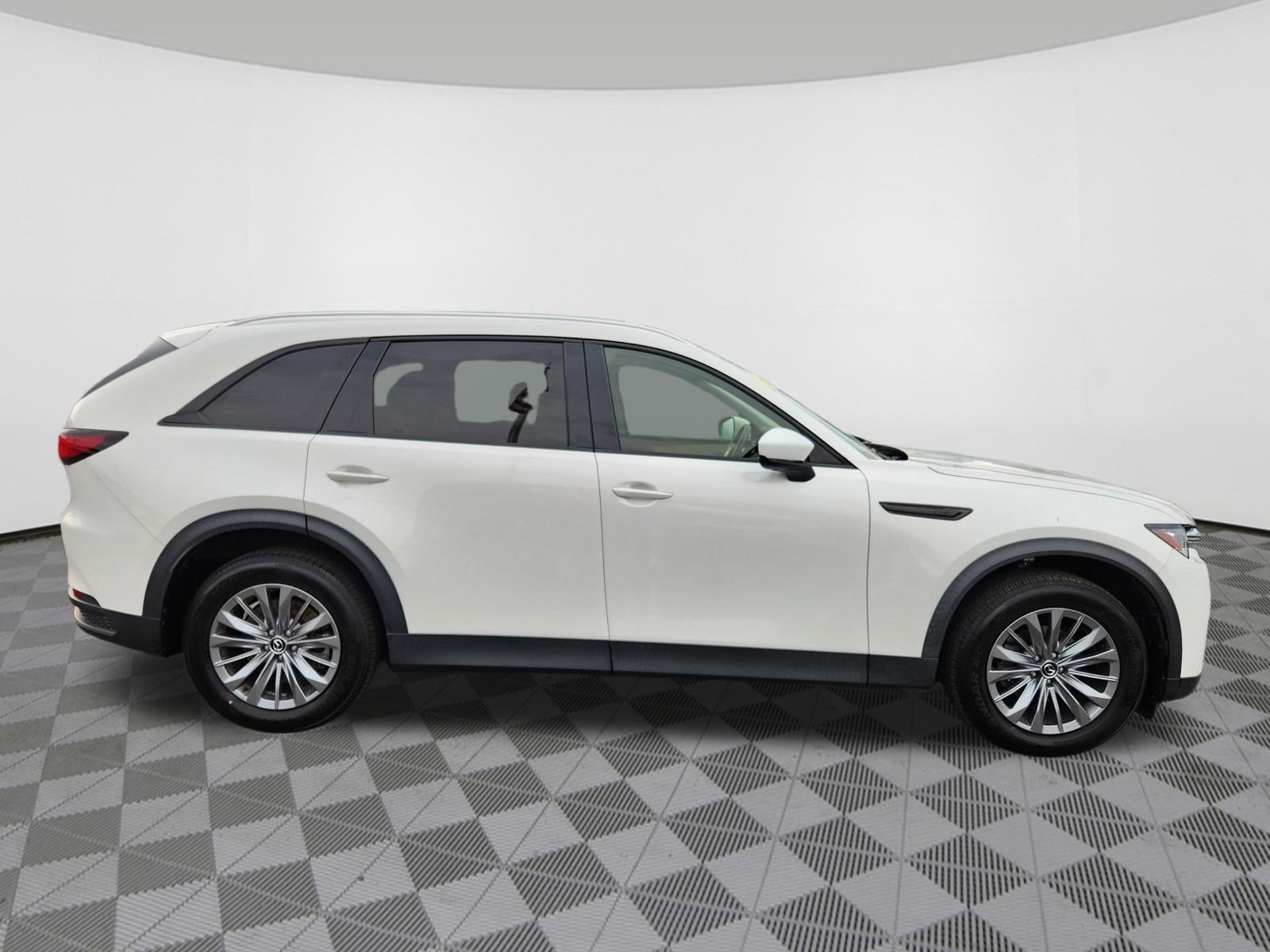 Certified 2024 MAZDA CX-90 3.3 Turbo w/ Preferred Plus AWD/4WD image 6