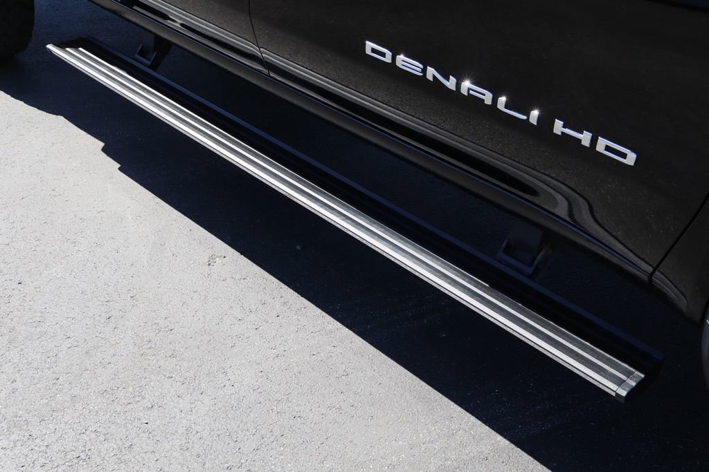 Certified 2025 GMC Sierra 2500 Denali Ultimate image 10