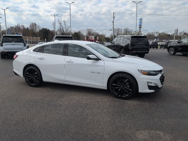 Used 2024 Chevrolet Malibu LT w/ Sport Edition FWD image 12