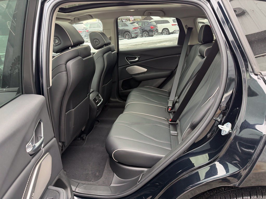 Used 2025 Acura RDX w/ Advance Package AWD/4WD image 12