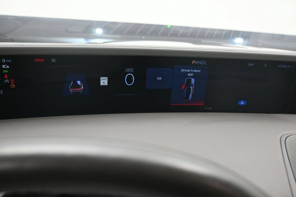 Used 2024 Lincoln Nautilus Premier AWD/4WD image 11