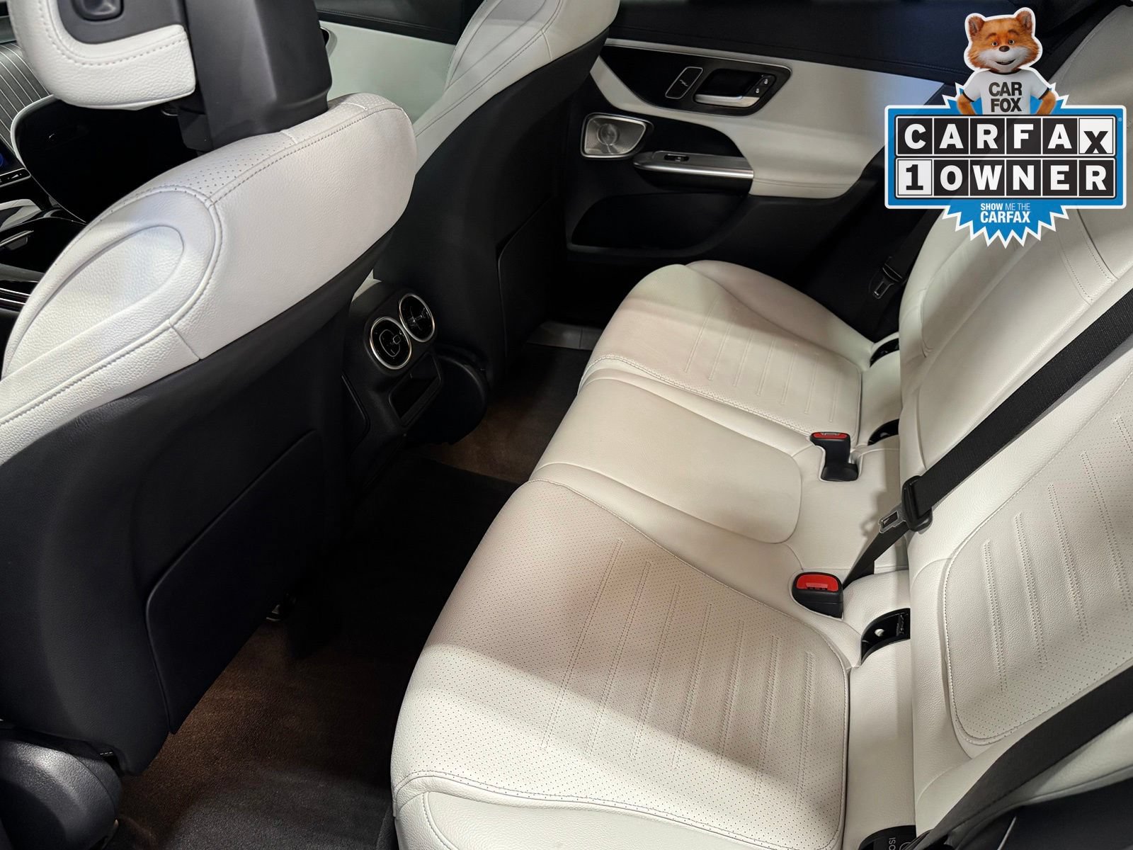 Used 2023 Mercedes-Benz GLC 300 image 37