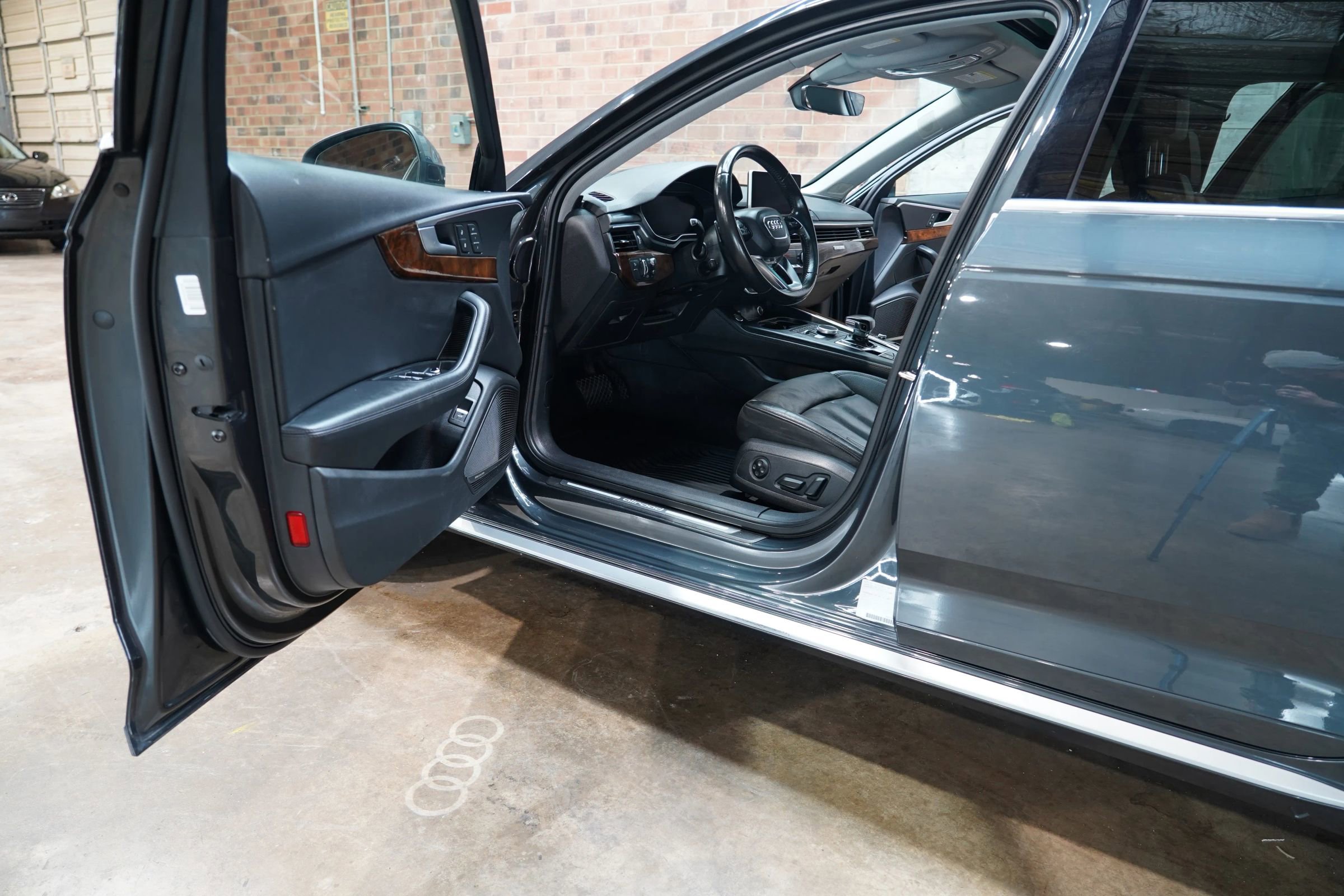 Used 2018 Audi A4 2.0T allroad Prestige image 38