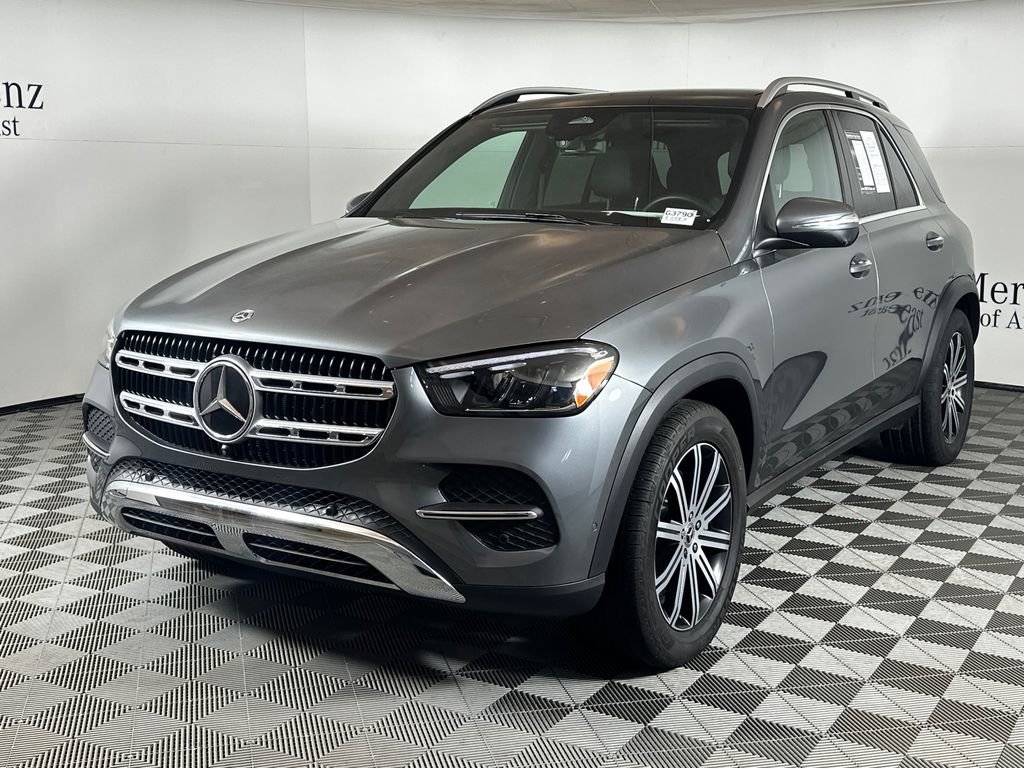 Certified 2025 Mercedes-Benz GLE 450 4MATIC image 3