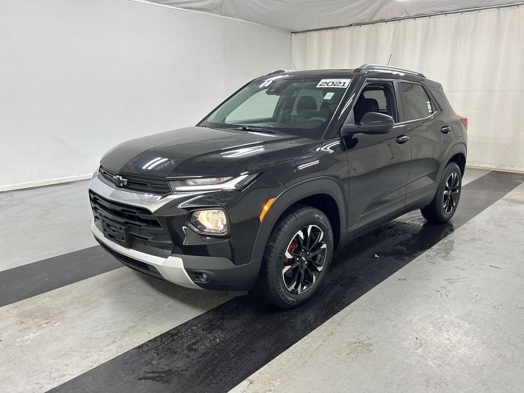 Used 2021 Chevrolet TrailBlazer LT w/ Sun and Liftgate Package AWD/4WD image 5