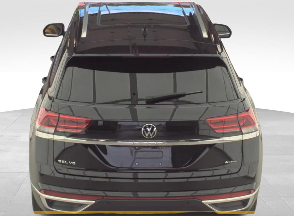 Used 2023 Volkswagen Atlas Cross Sport SEL AWD/4WD image 4