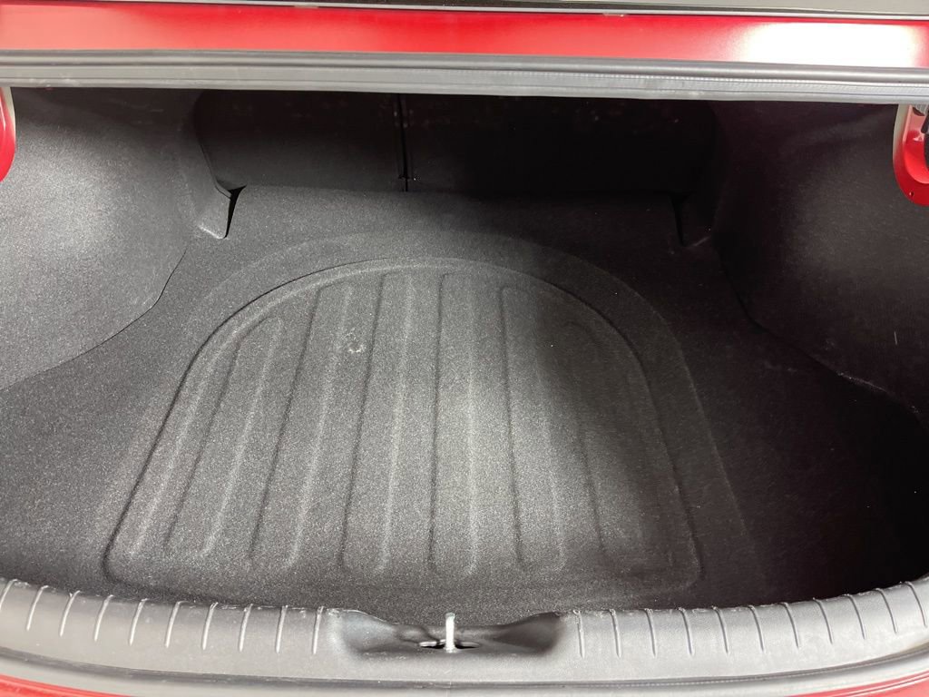 Used 2025 Hyundai Elantra SEL image 11