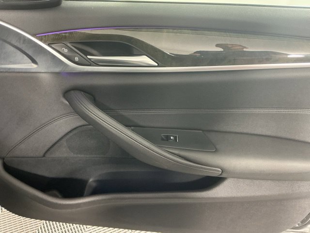Used 2019 BMW 530i w/ Convenience Package RWD image 13