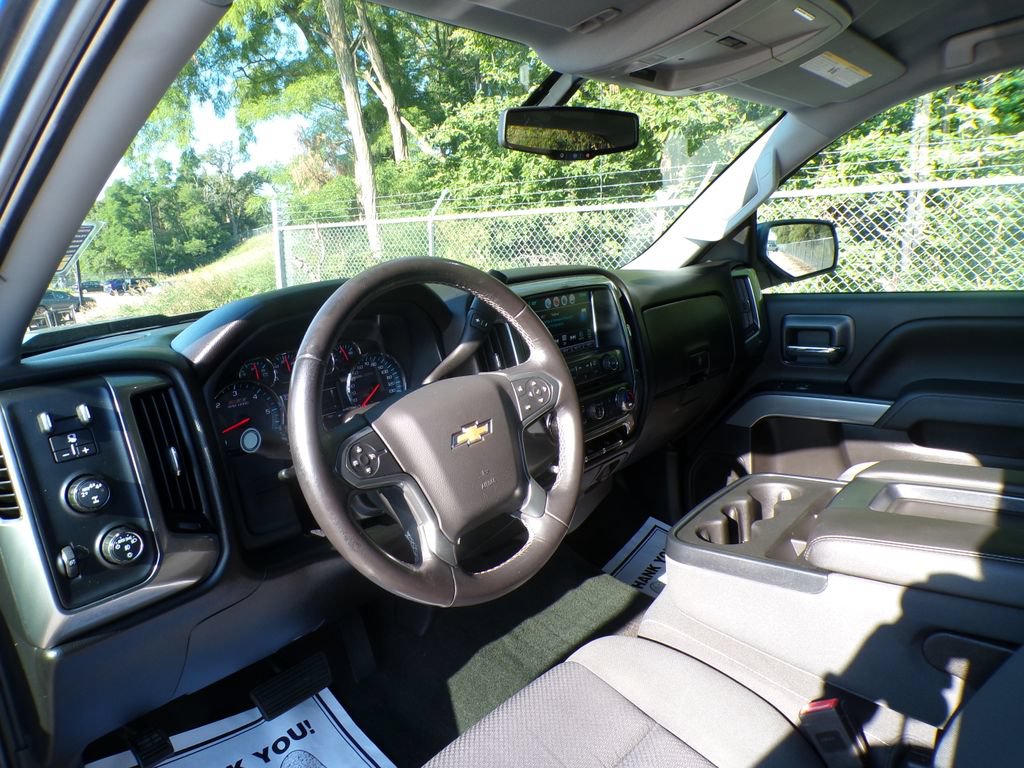 Used 2018 Chevrolet Silverado 1500 LT w/ All Star Edition AWD/4WD image 11