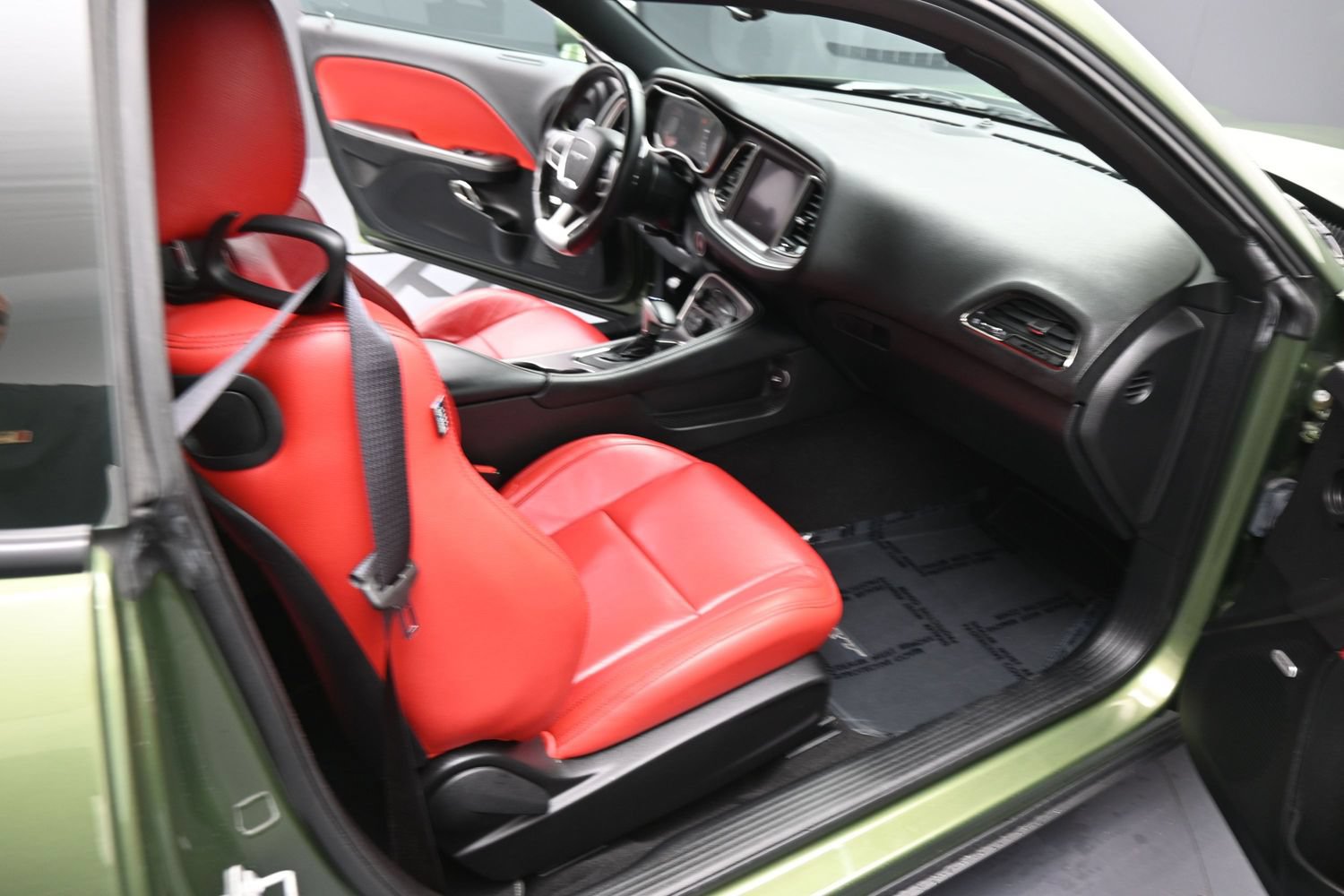 Used 2022 Dodge Challenger SRT Hellcat Redeye RWD image 20