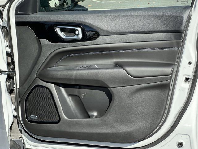 New 2026 Jeep Compass Limited w/ Sun, Sound & Navigation Group image 14