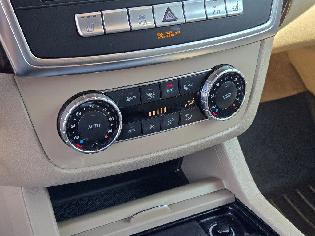 Used 2014 Mercedes-Benz GL 450 4MATIC image 28