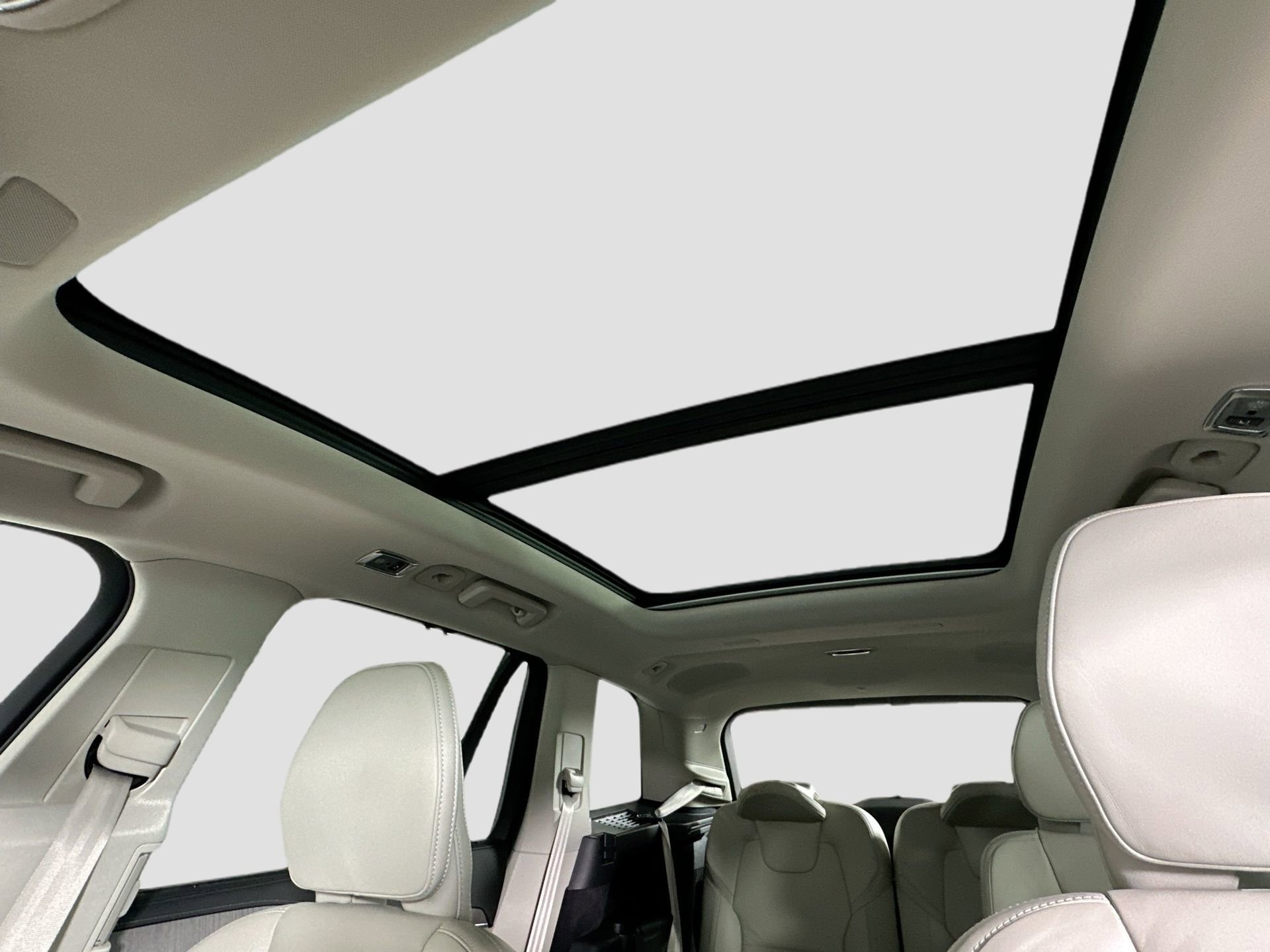 Certified 2022 Volvo XC90 T6 Inscription w/ Advanced Package image 23