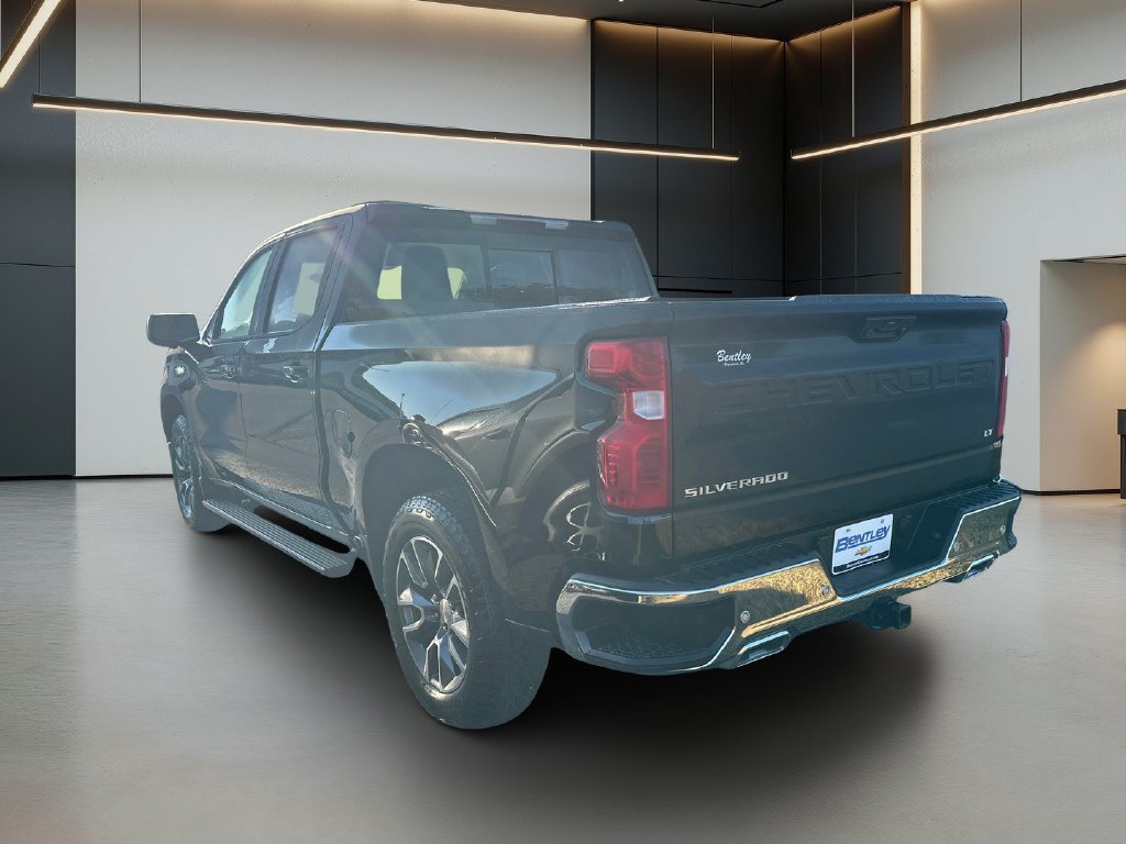 Used 2025 Chevrolet Silverado 1500 LT AWD/4WD image 8