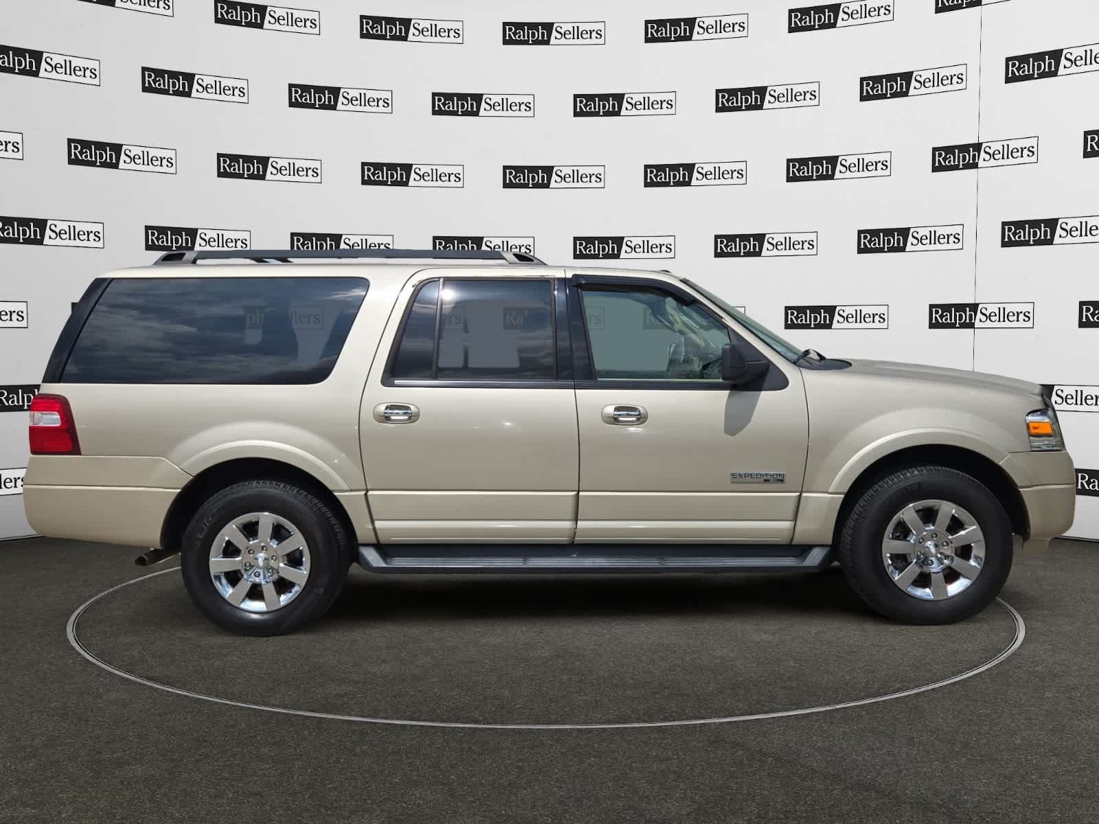 Used 2008 Ford Expedition EL XLT RWD image 7
