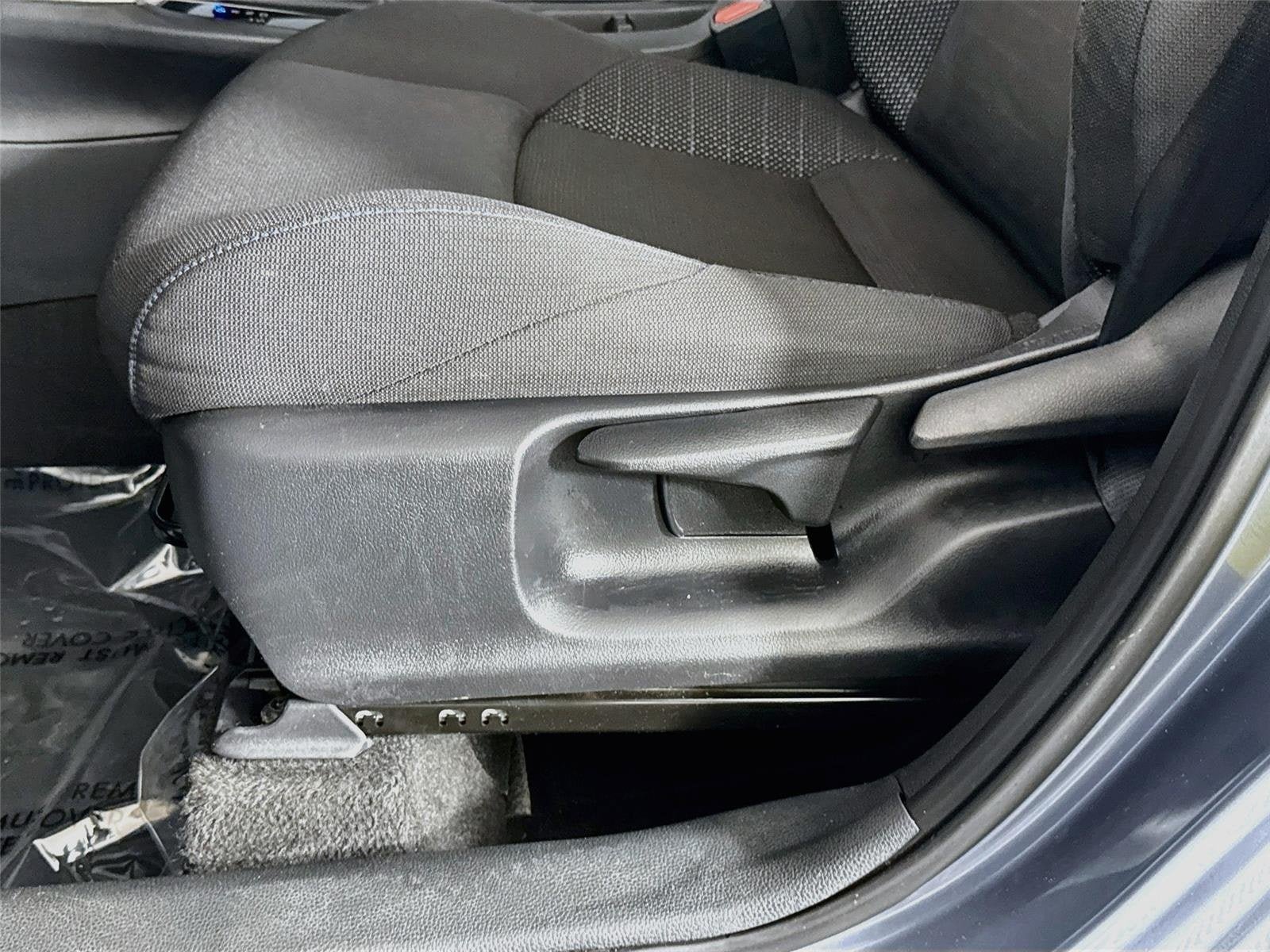 Used 2024 Toyota Corolla Cross AWD Hybrid image 20