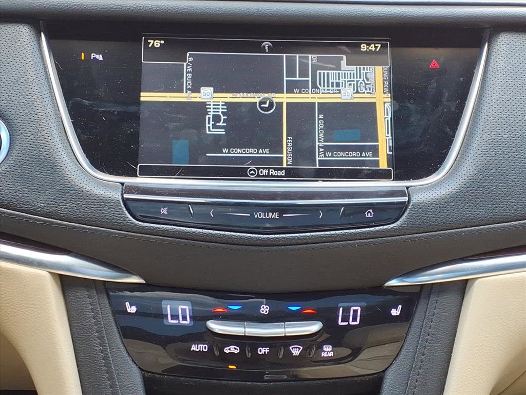 Used 2018 Cadillac XT5 Luxury w/ Driver Awareness Package image 23