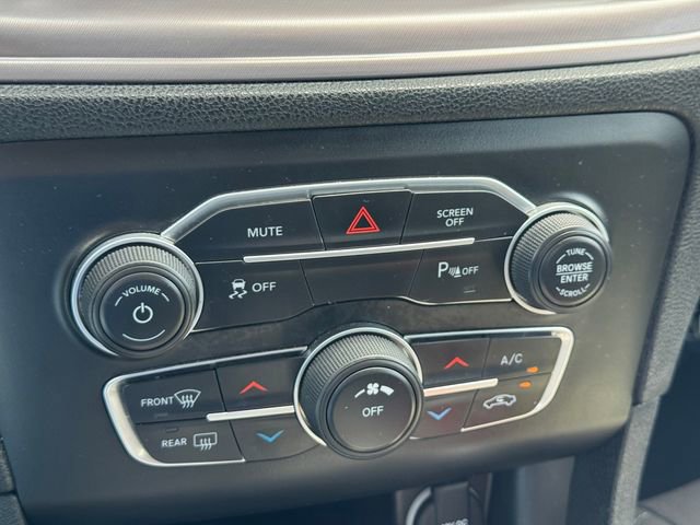 Used 2023 Dodge Charger SXT image 17