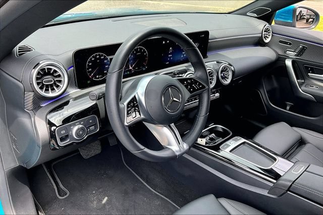 Used 2025 Mercedes-Benz CLA 250 image 14