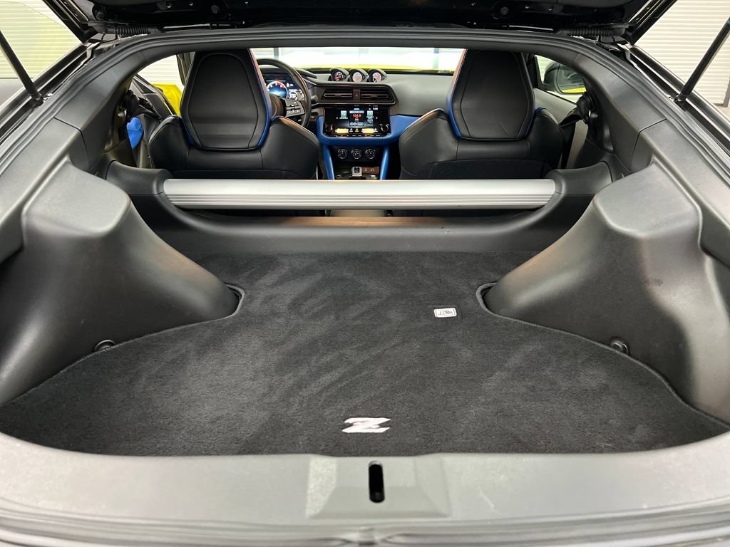 Used 2024 Nissan Z Performance w/ Floor Mat Package RWD image 29