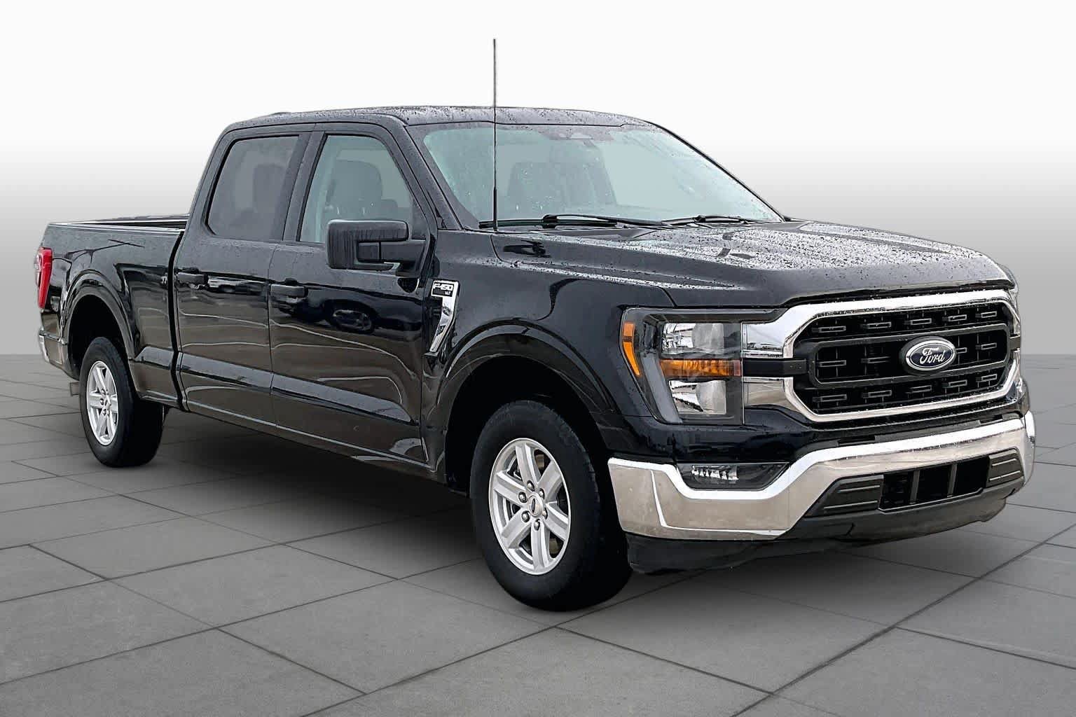 Used 2023 Ford F150 XLT w/ Equipment Group 301A Mid RWD image 3