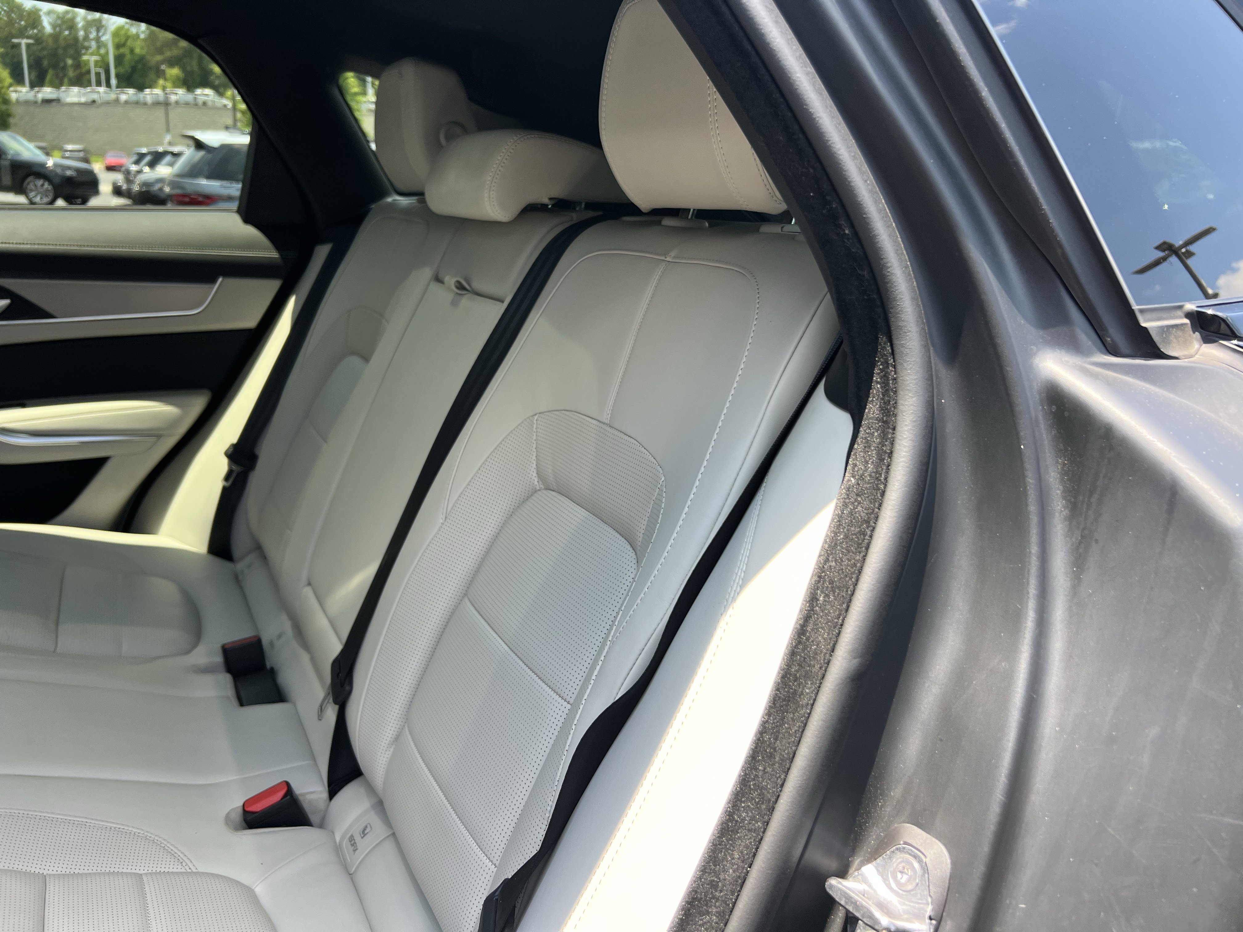 Used 2026 Jaguar F-PACE R-Dynamic S AWD/4WD image 34