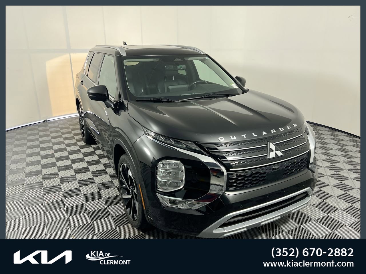 Used 2022 Mitsubishi Outlander SEL AWD/4WD image 1