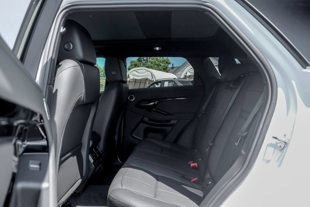 New 2026 Land Rover Range Rover Evoque S AWD/4WD image 16