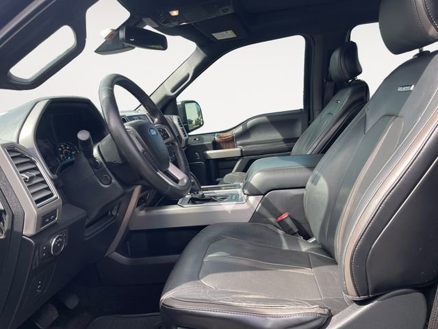 Used 2016 Ford F150 Platinum w/ Equipment Group 701A Luxury AWD/4WD image 9