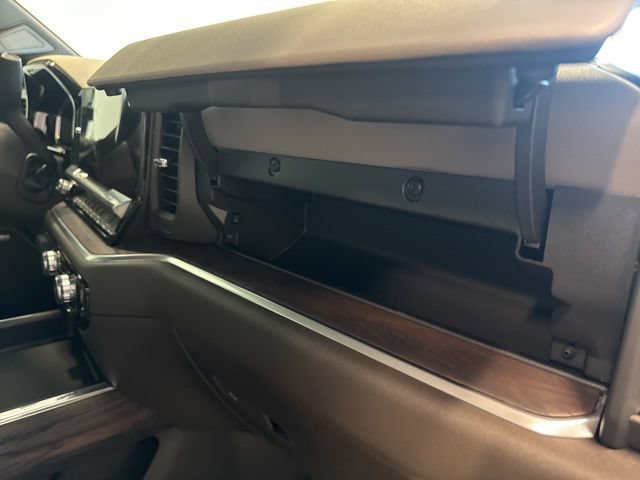 New 2026 GMC Sierra 3500 SLT AWD/4WD image 43