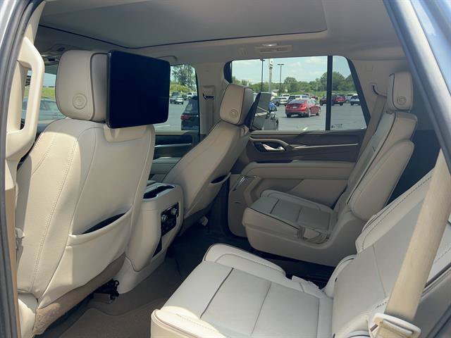 Used 2023 GMC Yukon Denali w/ Advanced Technology Package AWD/4WD image 15