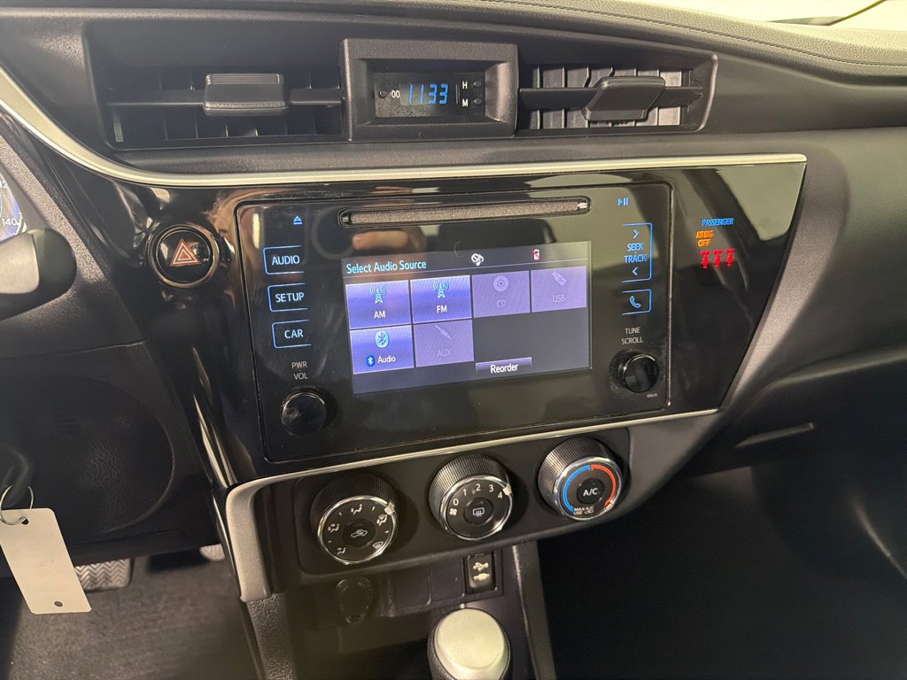 Used 2019 Toyota Corolla L image 15