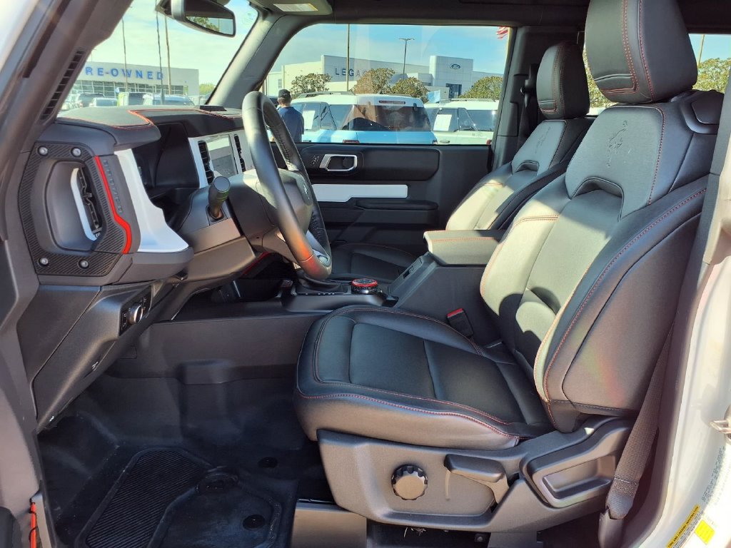 Used 2025 Ford Bronco Stroppe Edition AWD/4WD image 24