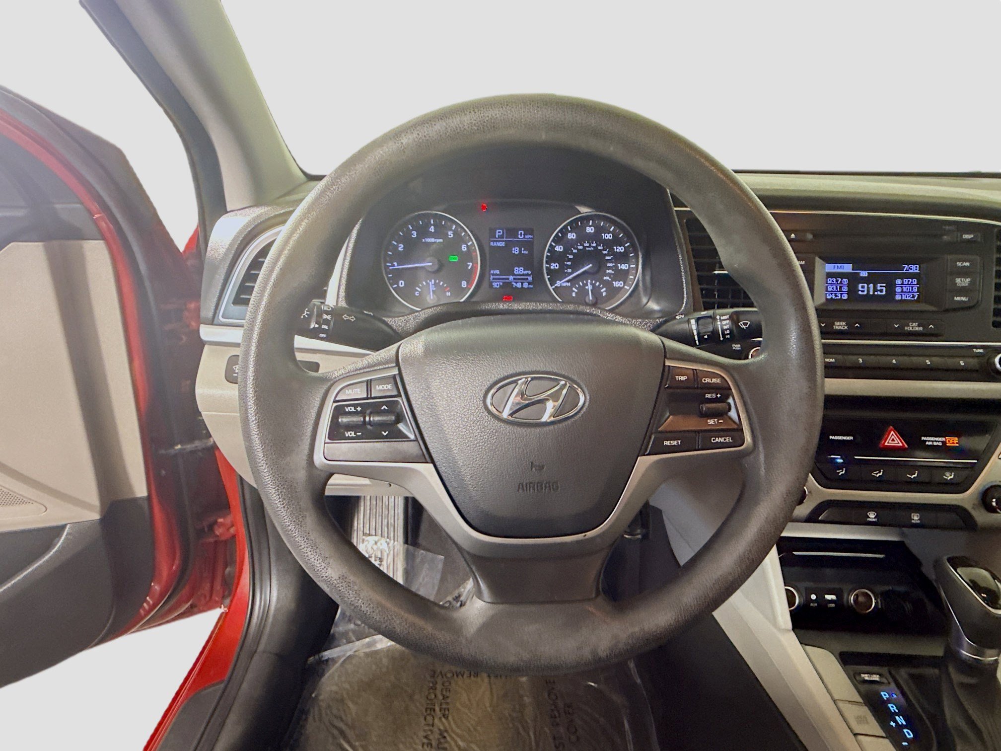 Used 2017 Hyundai Elantra SE image 13