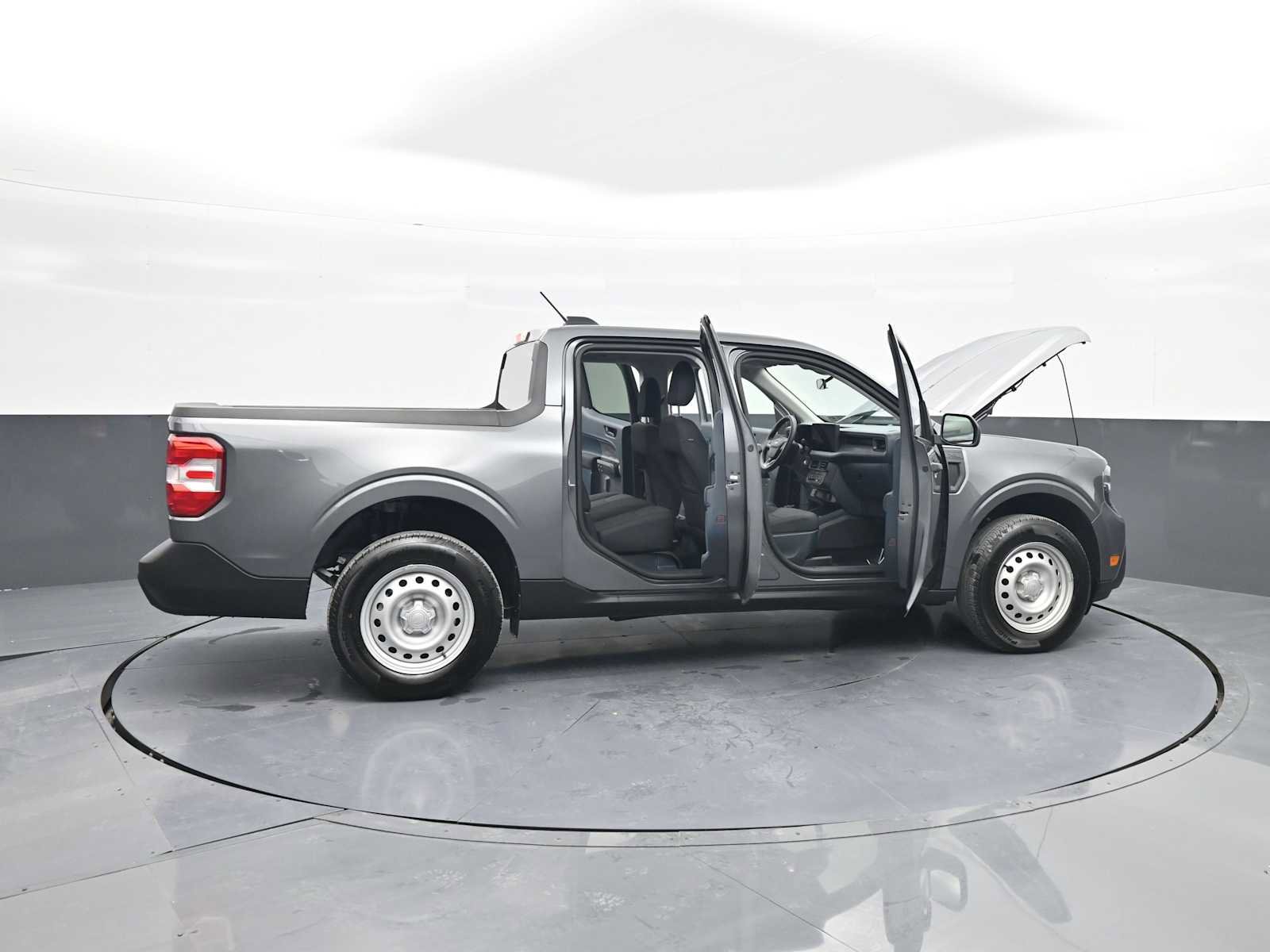 Used 2025 Ford Maverick XL w/ Equipment Group 102A image 37