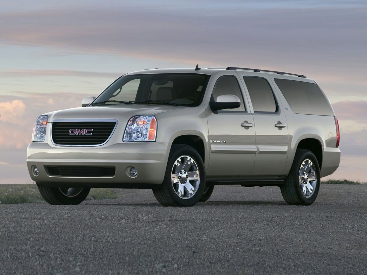 Used 2011 GMC Yukon XL SLT w/ SLT Chrome Package