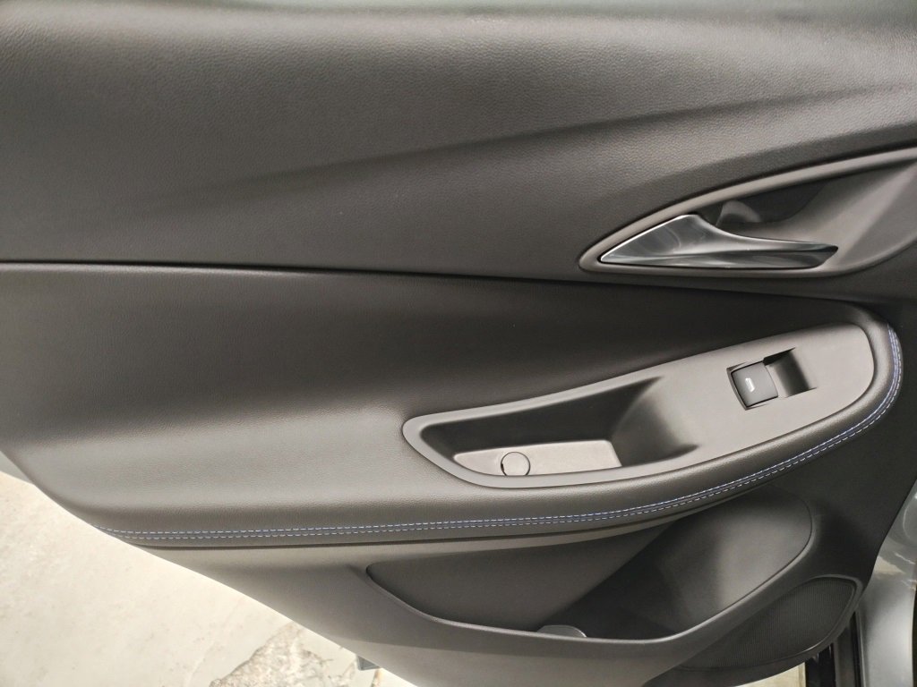 New 2026 Buick Encore GX Sport Touring w/ Advanced Technology Package image 28