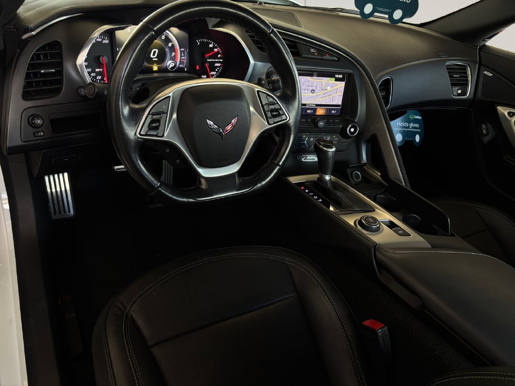 Used 2016 Chevrolet Corvette Stingray Coupe RWD image 15