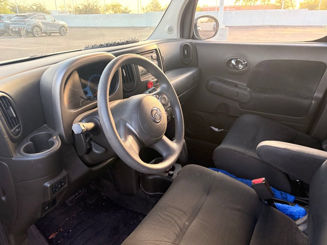 Used 2009 Nissan Cube 1.8 S w/ Interior Designer Pkg FWD image 10