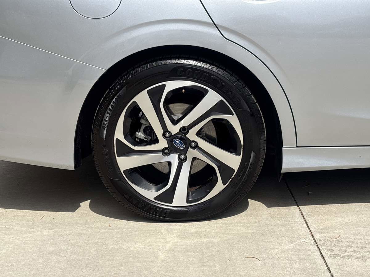 Used 2020 Subaru Legacy Limited w/ Tech Package 2 AWD/4WD image 9