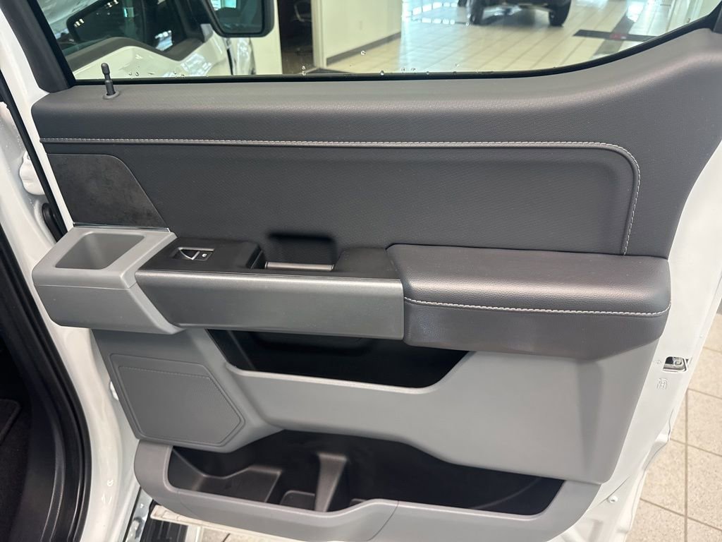 Used 2025 Ford F150 XLT w/ Equipment Group 301A Standard image 16