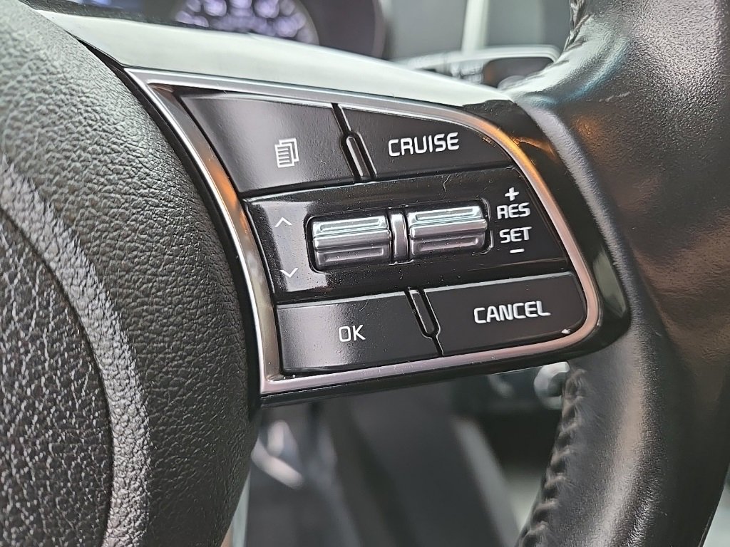 Used 2020 Kia Optima S image 21