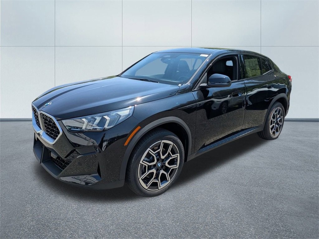 New 2025 BMW X2 xDrive28i w/ Convenience Package image 7