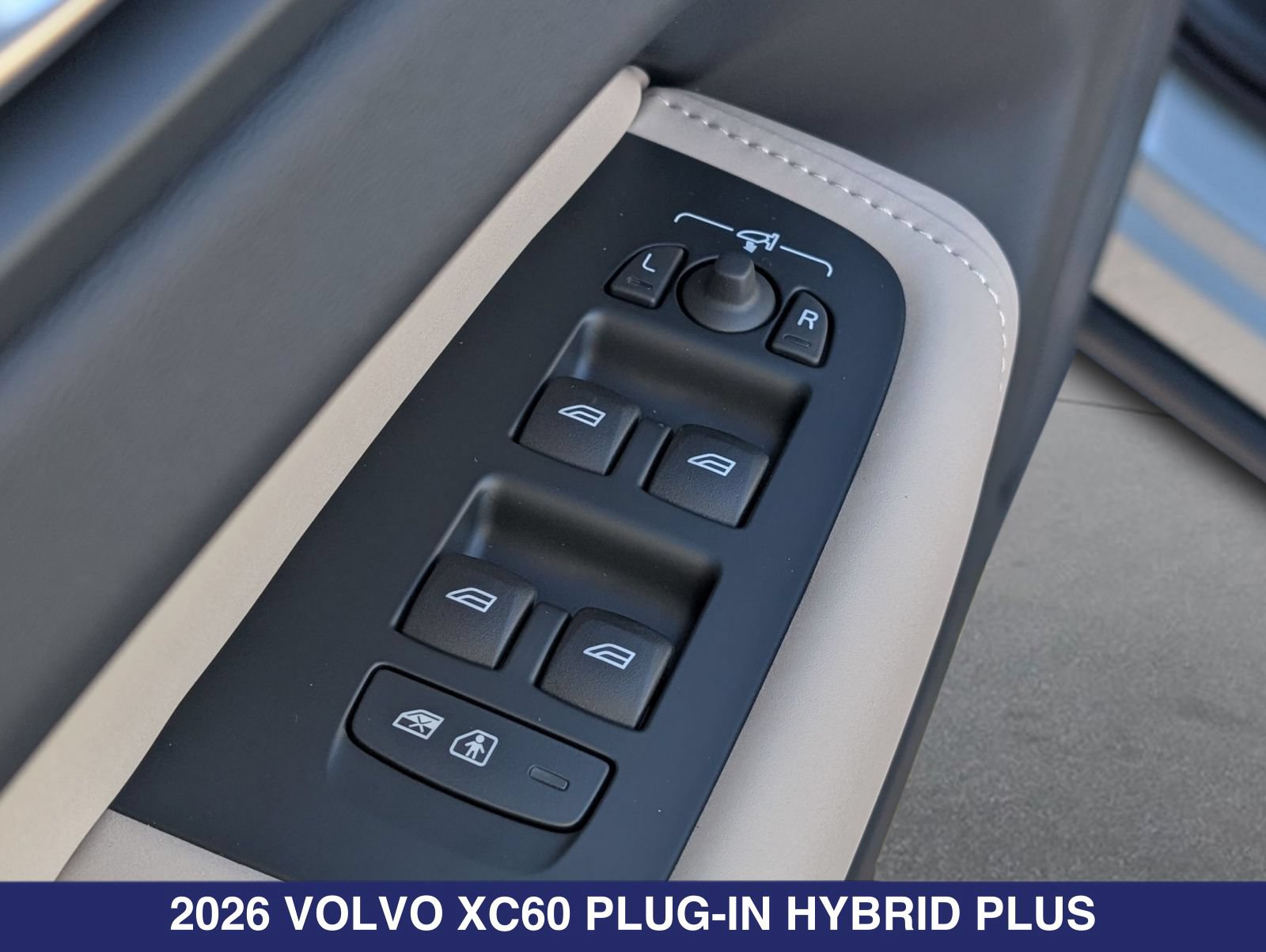 New 2026 Volvo XC60 T8 Plus w/ Protection Package Premier AWD/4WD image 8