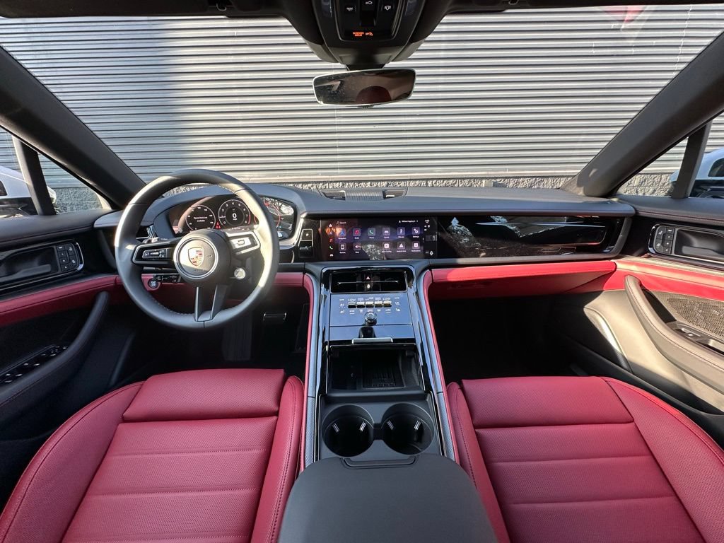 Used 2026 Porsche Panamera RWD image 6