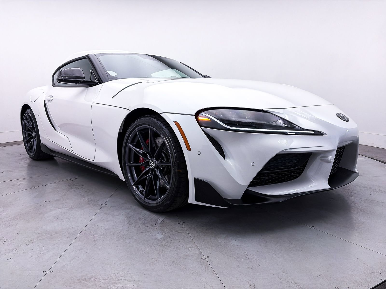 Used 2026 Toyota Supra Premium w/ Driver Assist Package RWD video 1