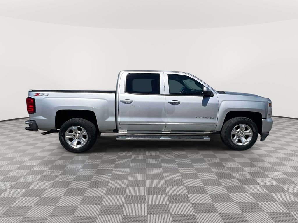 Used 2018 Chevrolet Silverado 1500 LT w/ All Star Edition AWD/4WD image 4