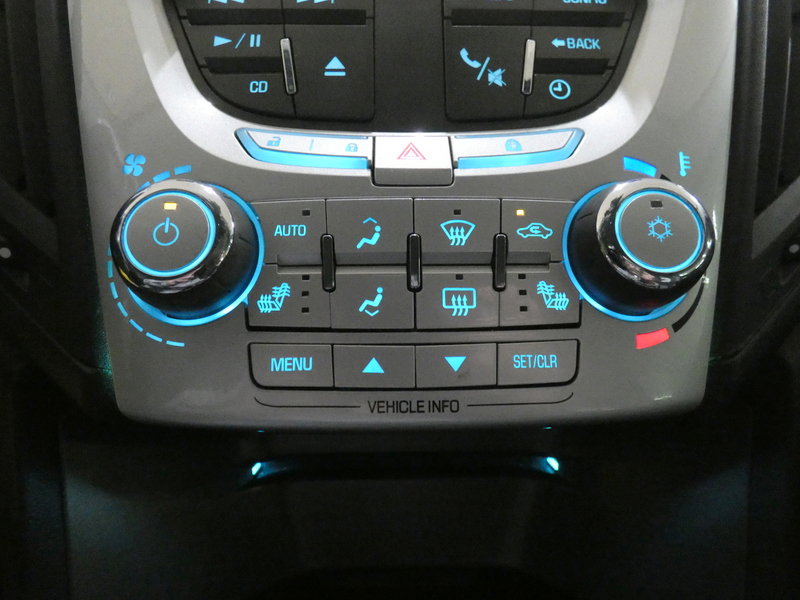 Used 2011 Chevrolet Equinox LT image 17