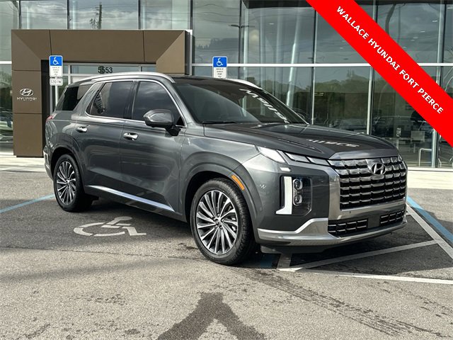 Used 2023 Hyundai Palisade Calligraphy w/ Cargo Package image 4